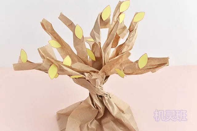 儿童环保手工：回收牛皮纸袋制作小鸟乐园(步骤图解)  第10张